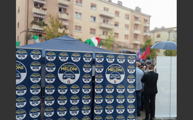 Giorgia Meloni in piazza Matteotti a Bolzano